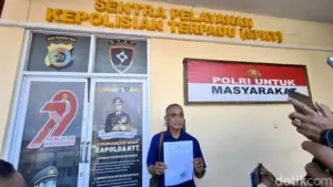 Keluarga Almarhumah Icha Laporkan Tiga Anggota DPRD NTT Atas Dugaan Intimidasi