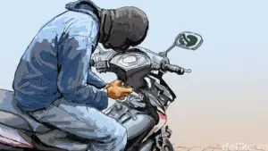 Polisi Tangkap Pelaku yang Pura-pura Salat Untuk Curi Motor di Mataram